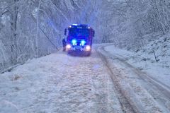 #13 11.01.2025r. Żelazno - drzewo powalone na DW 213 