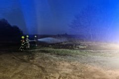 #33 08.02.2025r. Gardkowice - pożar suchej trawy na nieużytkach rolnych